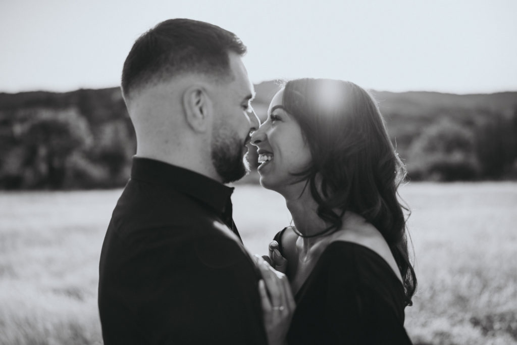 wedding-engagement-sunset-wheatfield